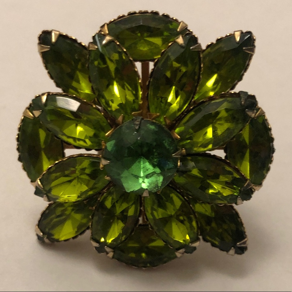 Gorgeous Green Gemstone Large Statement Ring - Ad… - image 3